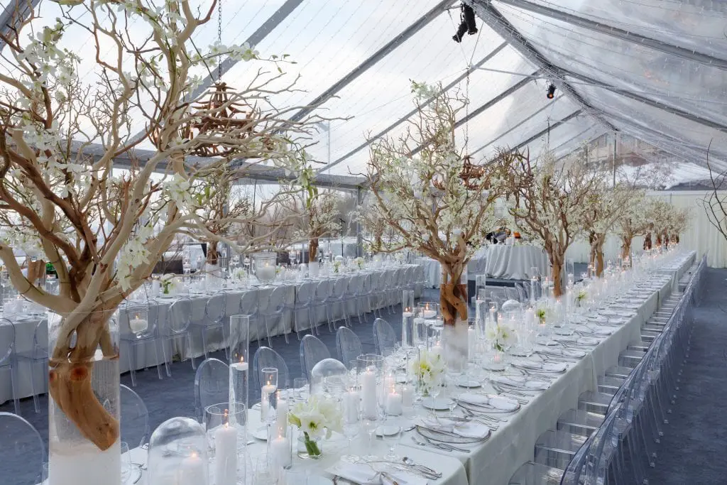Huge Wedding Trends 2019 styling