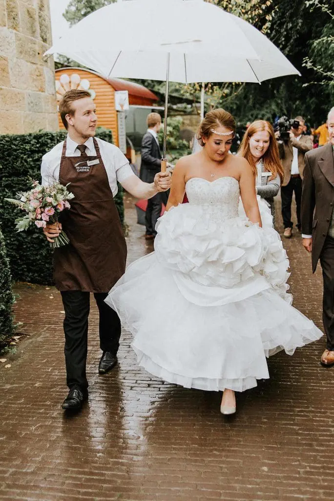 Real Wedding - Emma and Andy