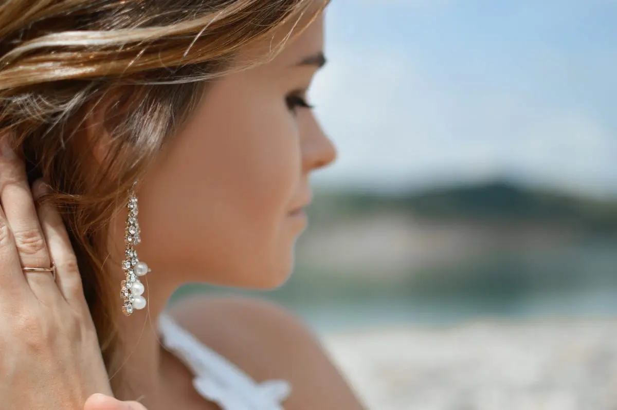 Accessorizing On Your Wedding Day diamonds