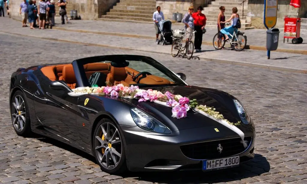 Ferrari California to make your wedding extra special