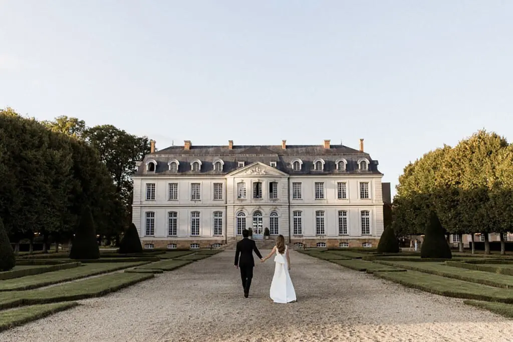Wedding Guide - Let's Get Married in..France