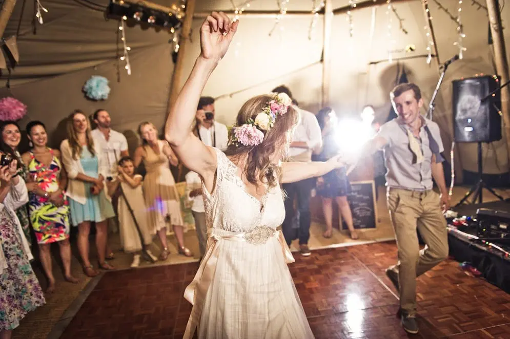Band or Wedding DJ -Which is Best? - tipi