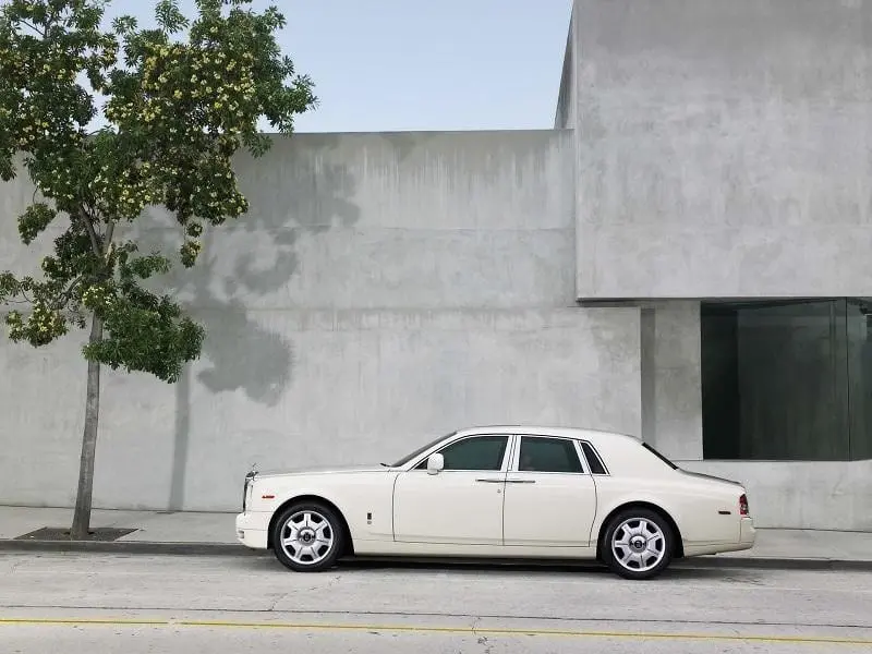 6 best luxury cars to make your wedding extra special