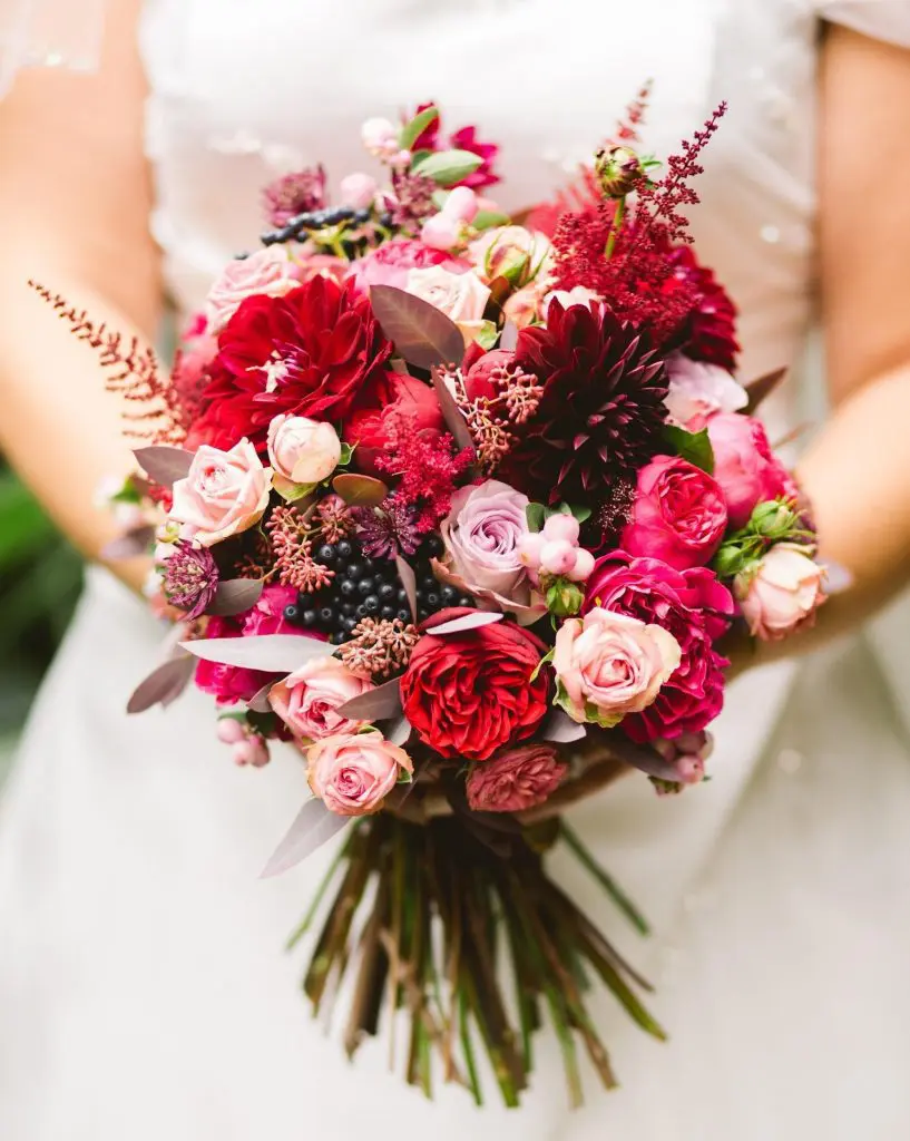 A Step by Step Guide to Choosing Your Bridal Bouquet