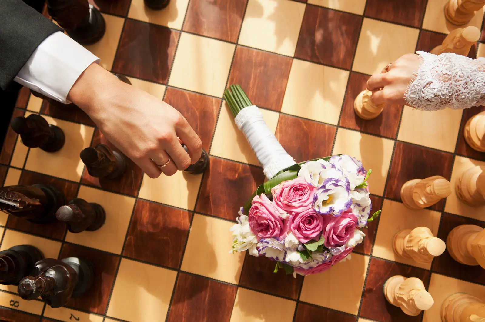 6 Micro Wedding Ideas games