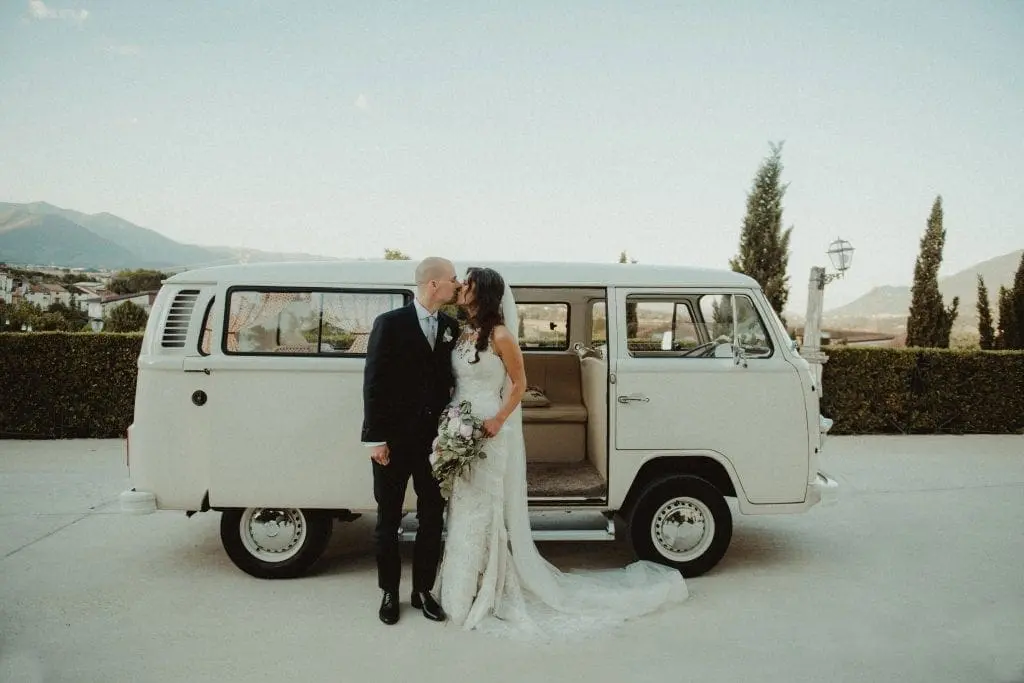 Make your Wedding Ceremony Magic and Memorable - camper vans