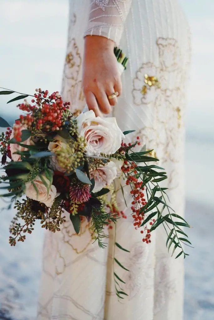 10 tips to plan the perfect wedding - wedding bouquet