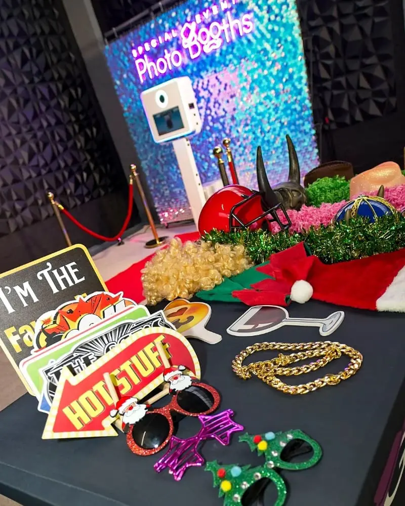 Photo booth props