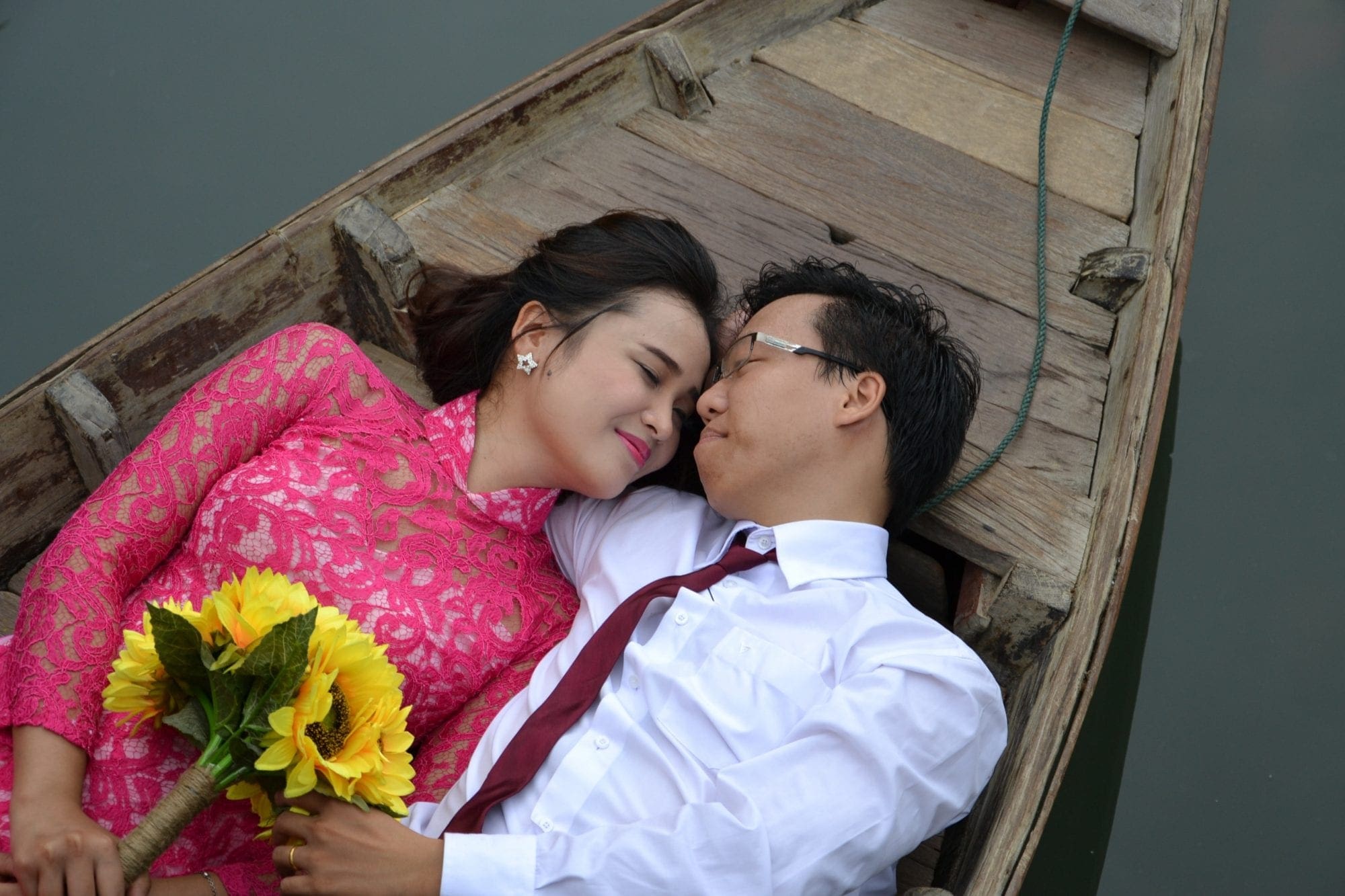 Wearing Glasses On Your Wedding Day